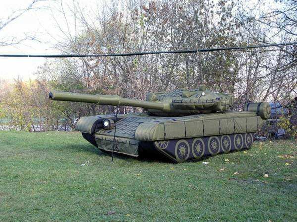 玉溪陆地军事假目标坦克